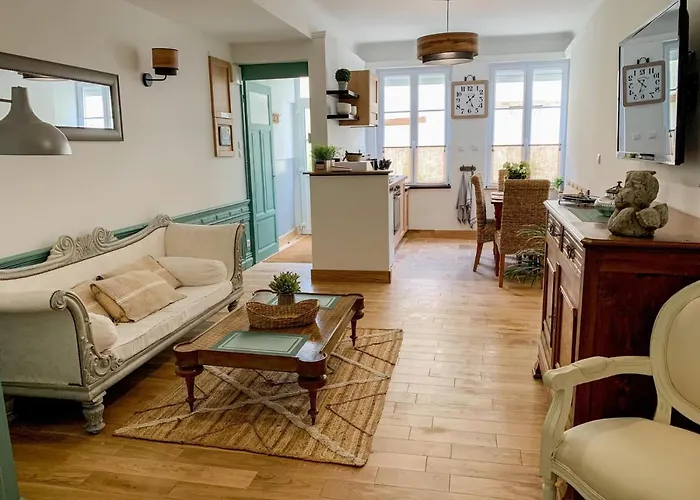 Casa de hóspedes Les 3*